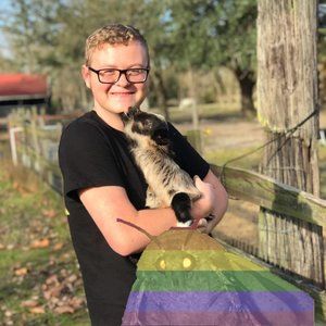 Meet your Posher, Gabe